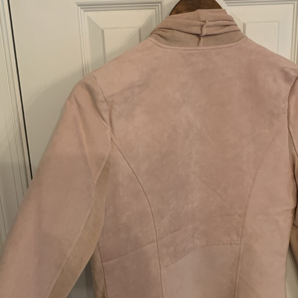 Faux suede drape front blazer - Picture 8 of 9